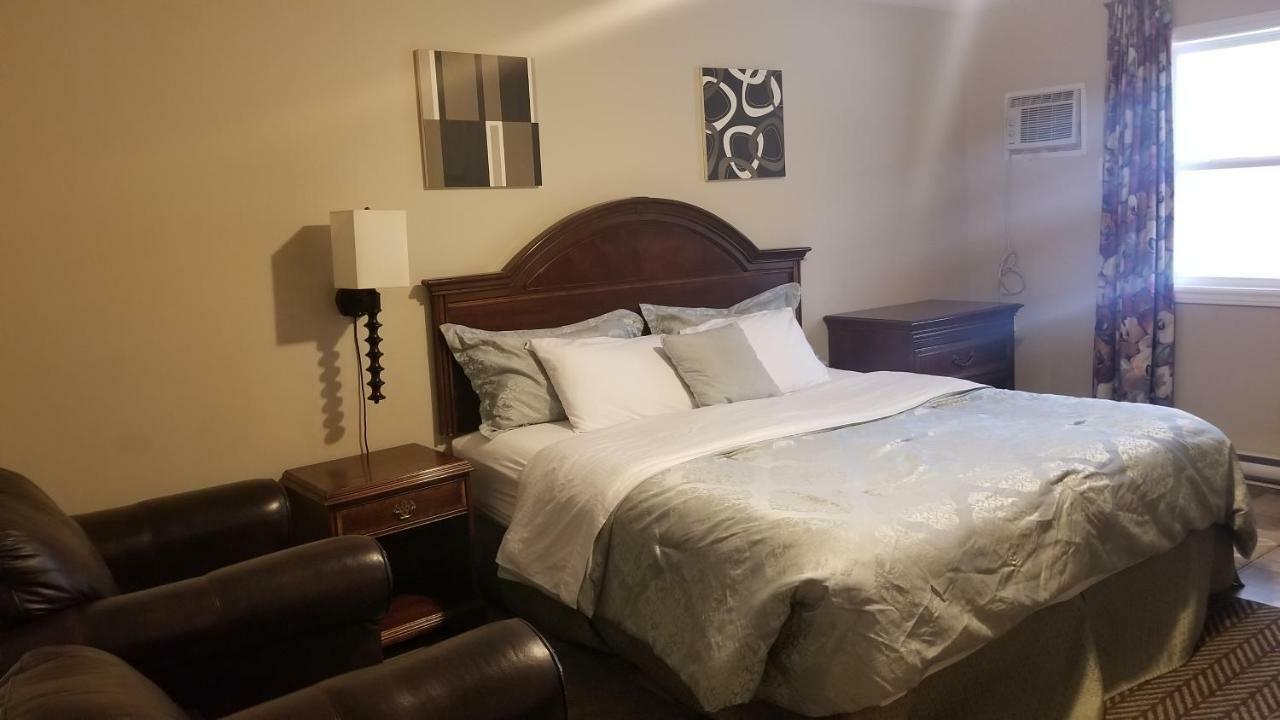 Rothesay Motel エクステリア 写真